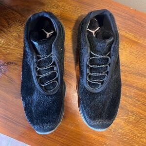 Air Jordan Future Black Night Furry Women’s Sneakers